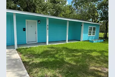619 Avenue B, La Marque, TX 77568 - Photo 1