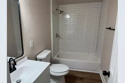 619 Avenue B, La Marque, TX 77568 - Photo 9
