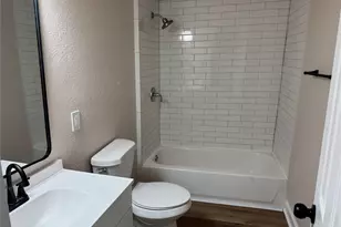 619 Ave B, La Marque, TX 77568 - Photo 9