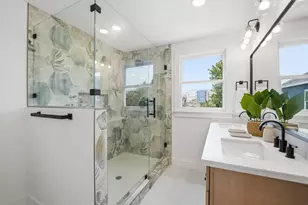 2010 Rosenberg St, Galveston, TX 77550 - Photo 13