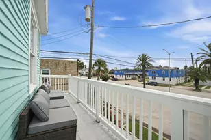 2010 Rosenberg St, Galveston, TX 77550 - Photo 21