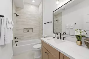 2010 Rosenberg St, Galveston, TX 77550 - Photo 11