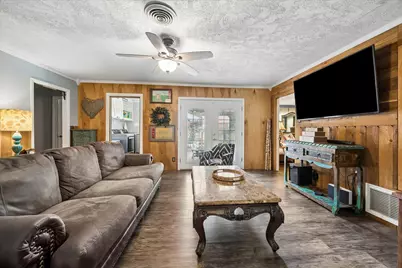 1011 Atchison Street, Sealy, TX 77474 - Photo 11