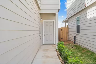 3915 Deledda Drive, Katy, TX 77493 - Photo 3