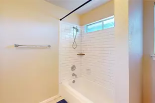 2810 White Oak Ln, Pearland, TX 77584 - Photo 25