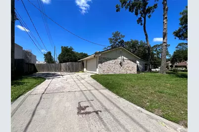 203 Acorn Tree Court, Spring, TX 77388 - Photo 35
