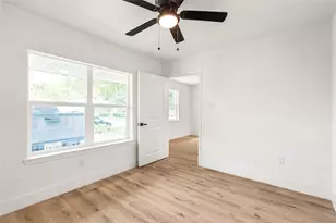 3048 Briarwick Ln, Houston, TX 77093 - Photo 17
