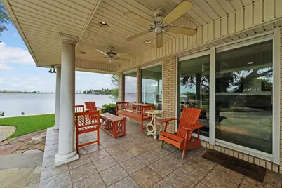 18 S Shore Drive, Galveston, TX 77551 - Photo 31