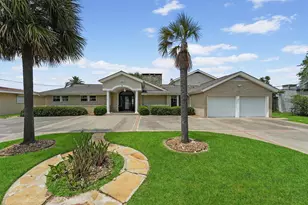 18 S Shore Dr, Galveston, TX 77551 - Photo 3