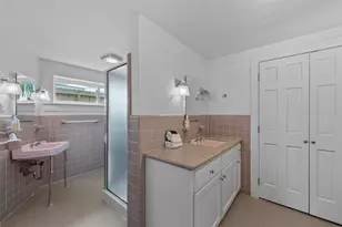 18 S Shore Dr, Galveston, TX 77551 - Photo 17