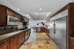 18 S Shore Dr, Galveston, TX 77551 - Photo 15