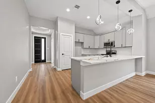 12431 Green Ridge Dr, Willis, TX 77318 - Photo 11