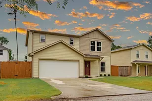 940 Cedar Point Dr, Livingston, TX 77351 - Photo 3