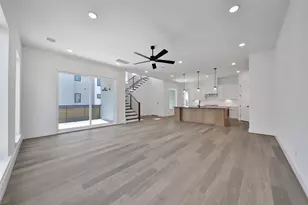 4404 Anthony Ct Ln, Seabrook, TX 77586 - Photo 5