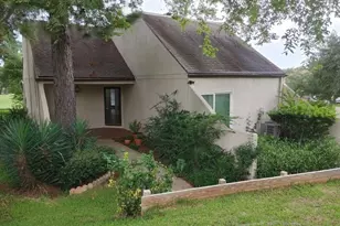 21 April Hill Hill, Conroe, TX 77356 - Photo 3