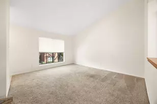 3100 Walnut Bend Ln, Houston, TX 77042 - Photo 5