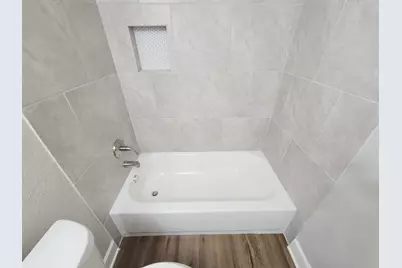 605 N Avenue A, Freeport, TX 77541 - Photo 21