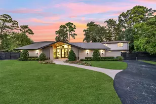 30 Hedwig Cir, Houston, TX 77024 - Photo 1