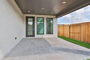 10914 Water Pt Dr, Missouri City, TX 77459 - Photo 17