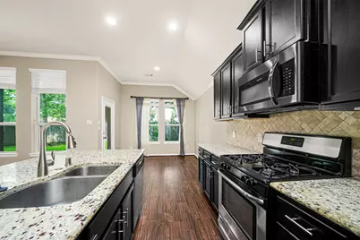 22107 Rustling Springs Drive, Spring, TX 77389 - Photo 9