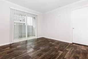 10402 Sandpiper Dr, Houston, TX 77096 - Photo 5