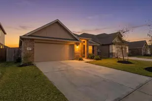 7327 Bartoncliff Dr, Katy, TX 77493 - Photo 3