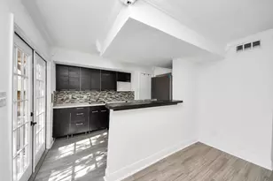 14209 Briarsage Ct, Houston, TX 77077 - Photo 5