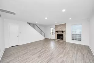 14209 Briarsage Ct, Houston, TX 77077 - Photo 11