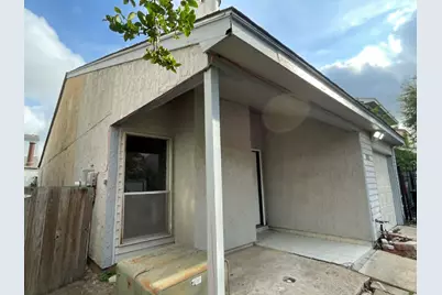 12520 Manor Court, Houston, TX 77072 - Photo 3