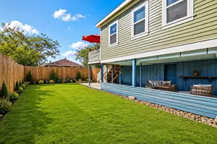 1011 30th Rear St, Galveston, TX 77550 - Photo 17