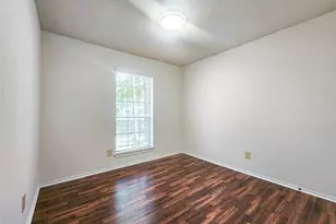 2 Redberry Ct, The Woodlands, TX 77381 - Photo 19