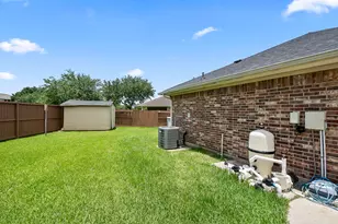 418 Sun River Ln, Dickinson, TX 77539 - Photo 5