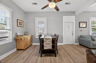 615 7th St, Galveston, TX 77550 - Photo 7