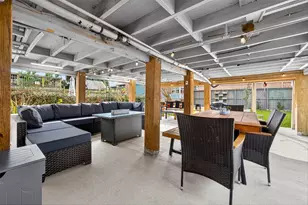 615 7th St, Galveston, TX 77550 - Photo 23