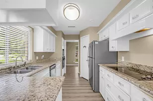 3706 Glenwood Springs Dr, Houston, TX 77345 - Photo 13