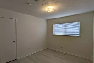 12214 Meadow Berry Dr, Meadows Place, TX 77477 - Photo 11