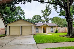 12214 Meadow Berry Dr, Meadows Place, TX 77477 - Photo 1