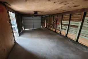 1623 Ave N 1/2, Galveston, TX 77550 - Photo 3