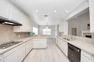 6803 Chapelfield Ln, Houston, TX 77049 - Photo 15