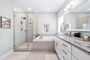 1709 Leilani Dr, Houston, TX 77055 - Photo 33