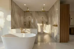 2247 Chilton Rd, Houston, TX 77019 - Photo 5