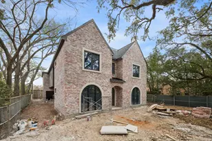 2247 Chilton Rd, Houston, TX 77019 - Photo 3