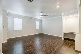 12215 Hunters Chase Dr, Austin, TX 78729 - Photo 5