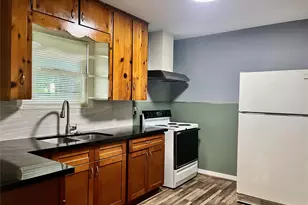 2922 Robinson Blvd, Texas City, TX 77590 - Photo 5