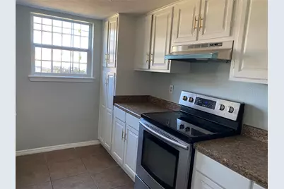 8470 Leawood Boulevard, Houston, TX 77072 - Photo 3