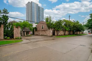 1201 McDuffie St, Houston, TX 77019 - Photo 25