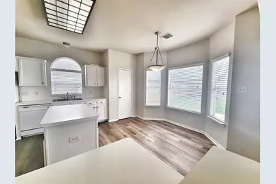 2715 Sailors Moon Drive, Friendswood, TX 77546 - Photo 5