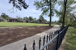 707 Fairway Oaks, Conroe, TX 77302 - Photo 7