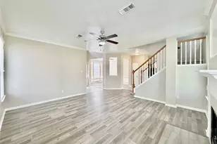 6315 Laurel Bush Ln, Sugar Land, TX 77479 - Photo 7