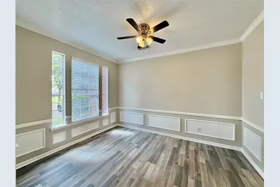 6315 Laurel Bush Lane, Sugar Land, TX 77479 - Photo 3